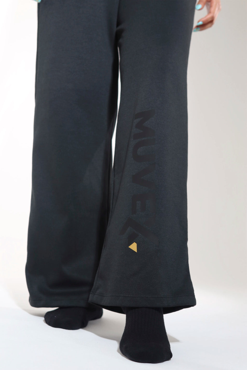 SUDADERA X 1.0 MUJER